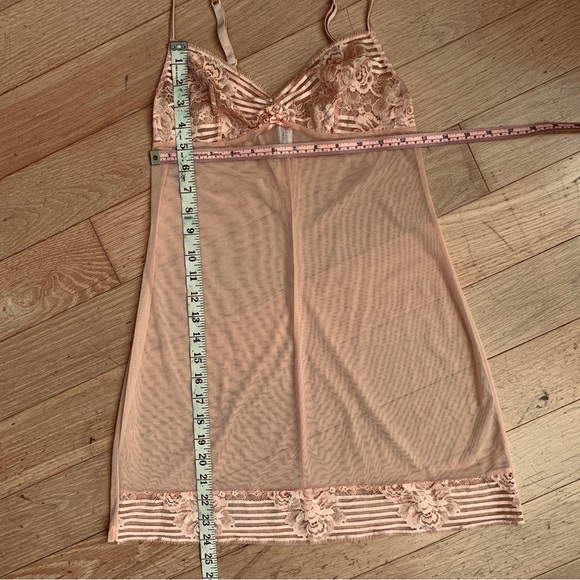 LA PERLA Peach Mesh & Lace Slip Negligee Chemise - Picture 4 of 11